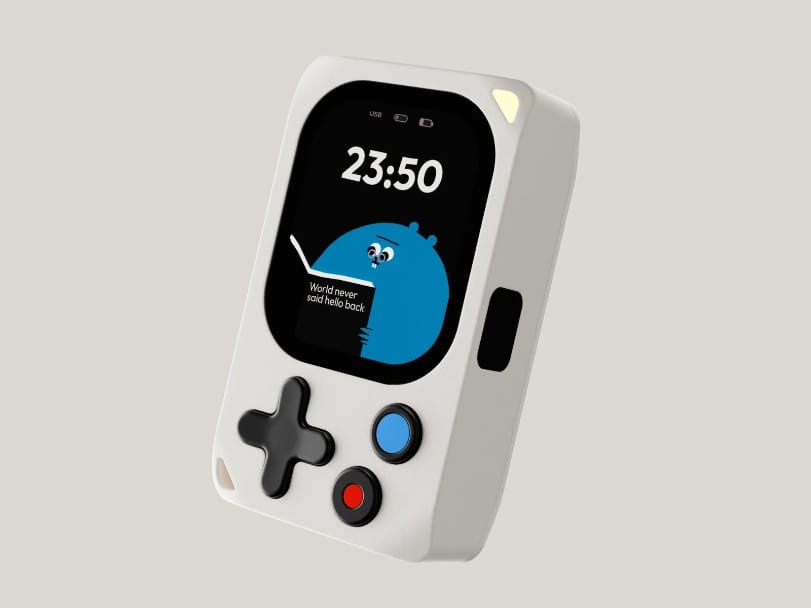 Kode Dot, a pocket device for makers